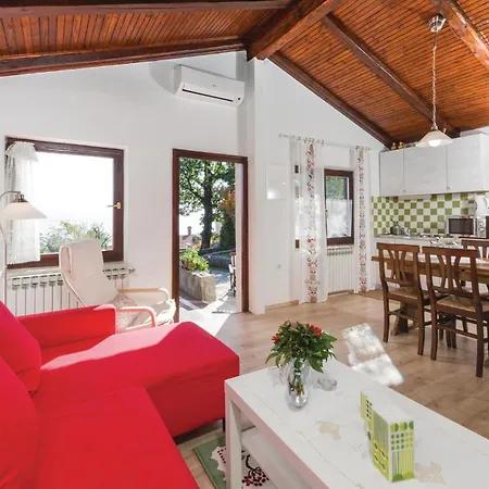 Amazing In Pobri With House Sea View Holiday home Volosko