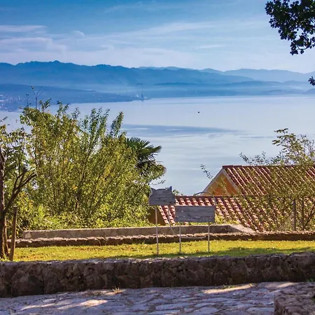 Amazing In Pobri With House Sea View Holiday home