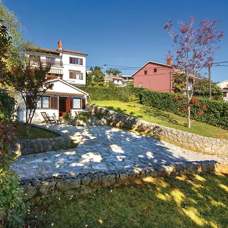 Amazing In Pobri With House Sea View Volosko