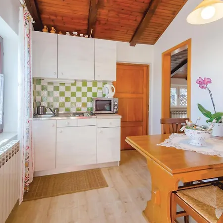 Holiday home Amazing In Pobri With House Sea View Volosko